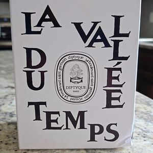 Diptyque La Vallee Du Temps Candle